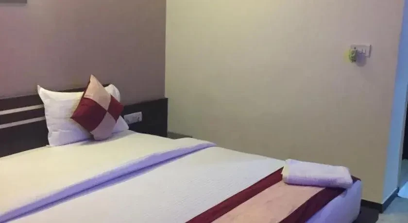 фото Hotel Sunway Inn by OYO