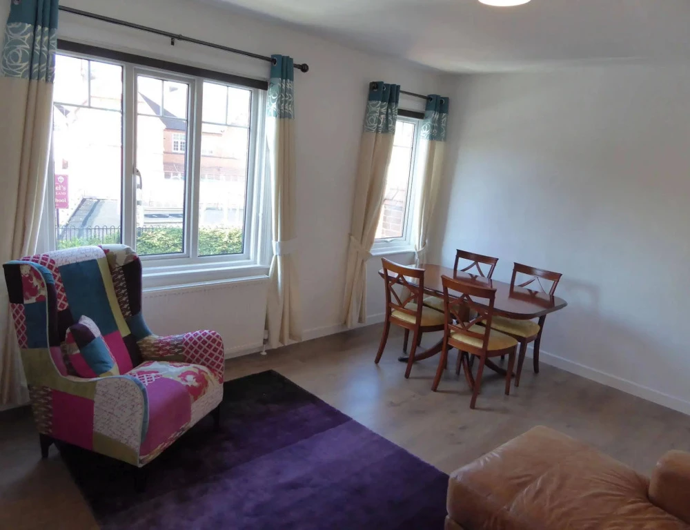 фото Sunninghill Apartment