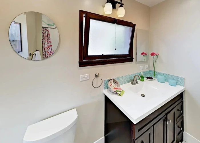 215 Cedar Street Home 3 Bedrooms 2 Bathrooms Home