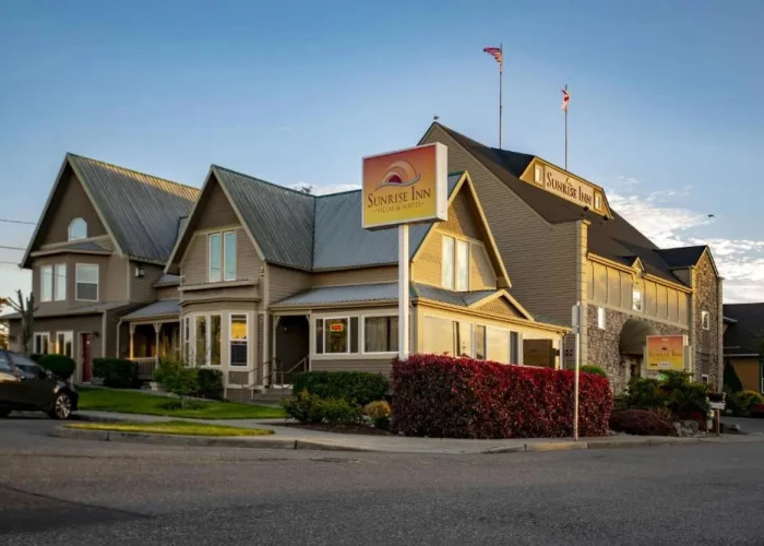 Sunrise Inn Villas and Suites