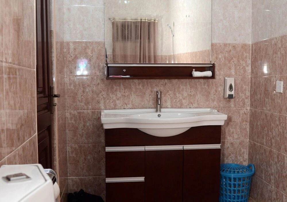 фото Target Hill Hotel