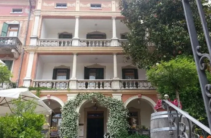 Hotel Villa Rosa