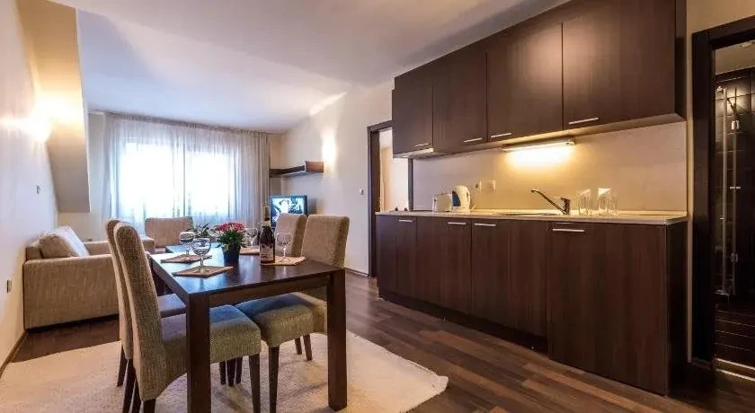 фото GT Aspen House Apartments