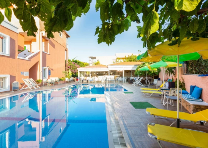 Ormos Atalia Aparthotel