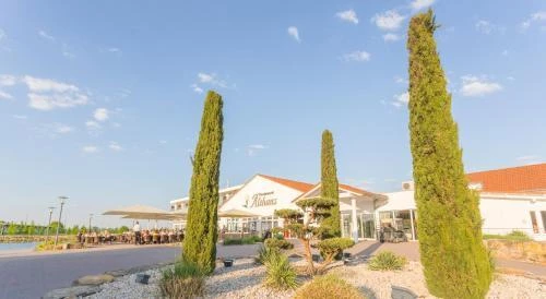 фото Hotel Absolute Golfresort Gernsheim