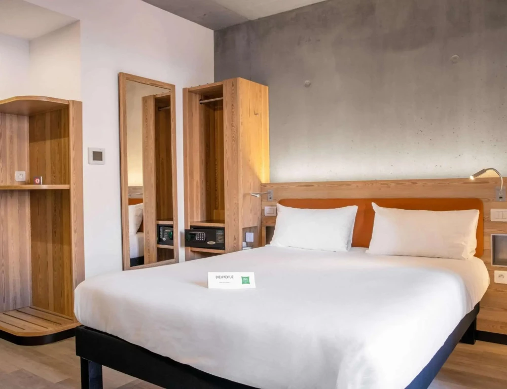 фото ibis Styles Ajaccio Napoleon