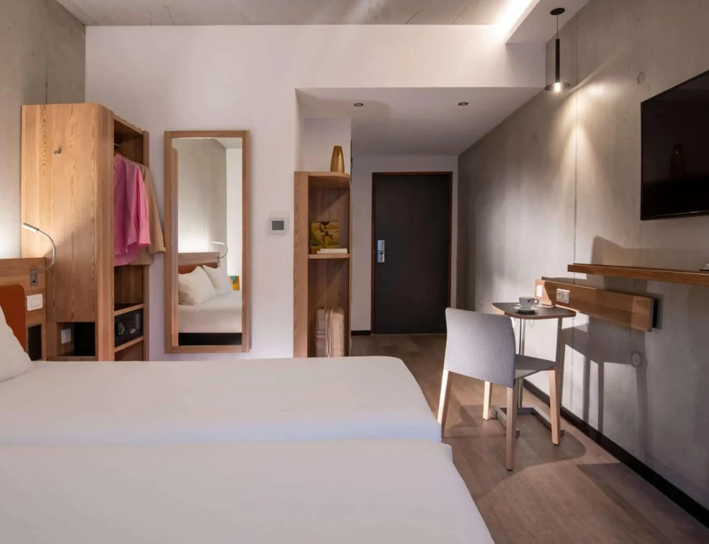 фото ibis Styles Ajaccio Napoleon