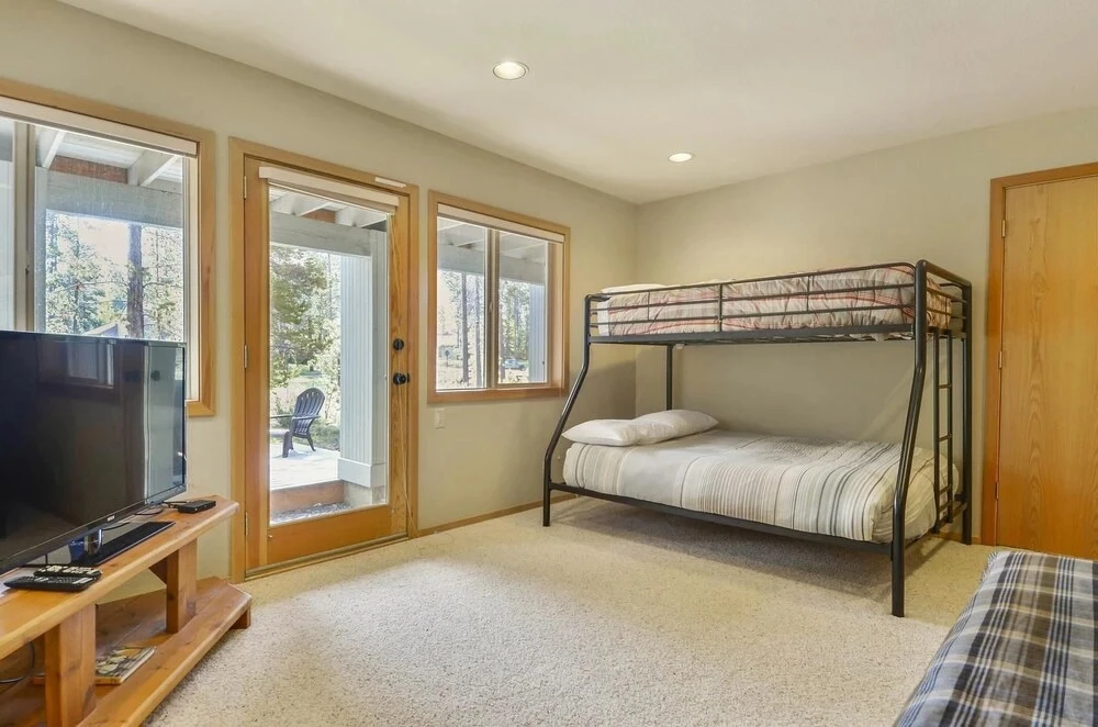 фото Bunker 26 Holiday Home