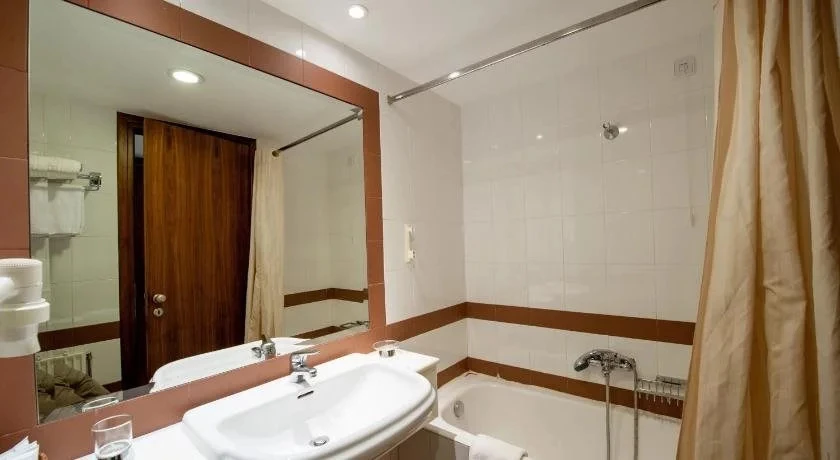 фото Fthia Hotel