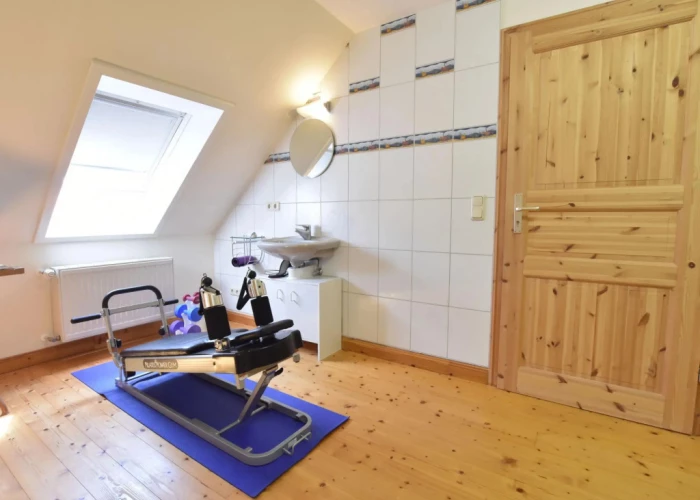 Comfy Apartment in Kröpelin near Sea Beach