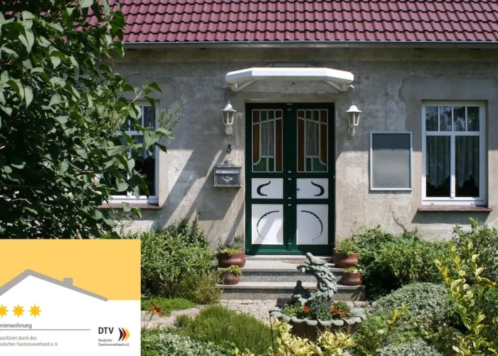 Vintage Apartment in Kröpelin near Forest