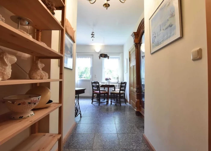 Vintage Apartment in Kröpelin near Forest