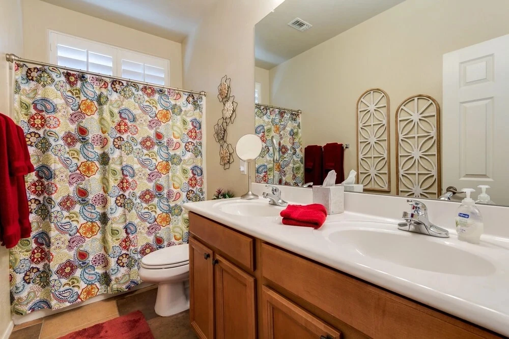 фото Pointsettia - 4 Br Home