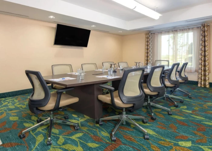 Candlewood Suites Columbia Hwy 63 & I-70