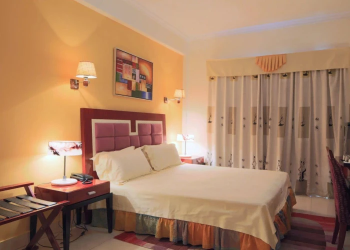 Hotel Ritz Roma Huambo