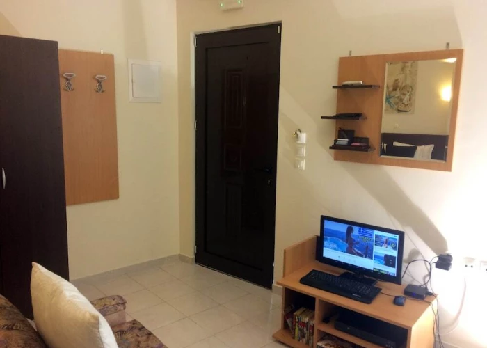 Posto studio superior studio 1 100 m from the beach