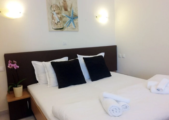 Posto studio superior studio 1 100 m from the beach