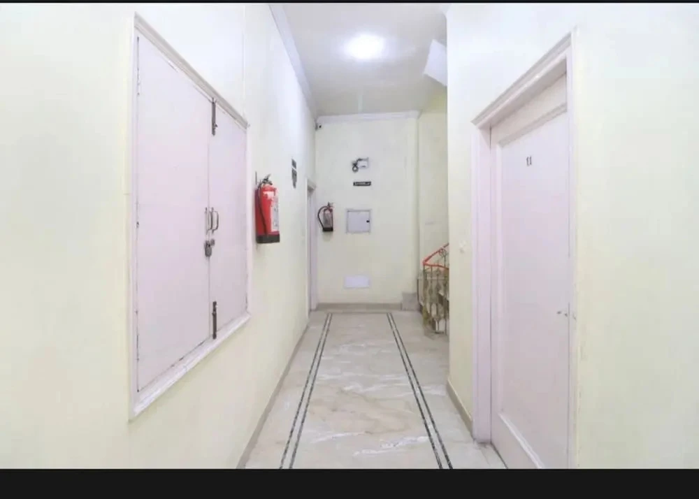 фото Hotel Hari Darshan By Cytech