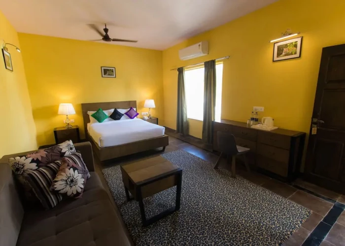 Tuli Veer Bagh Resort