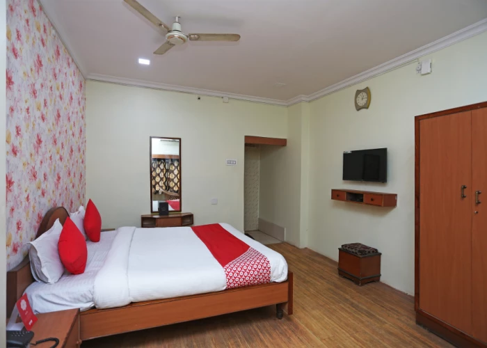 OYO 26808 Shree Ram Residency