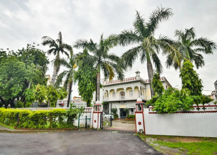 OYO Flagship 47097 Hotel Raj Kesar