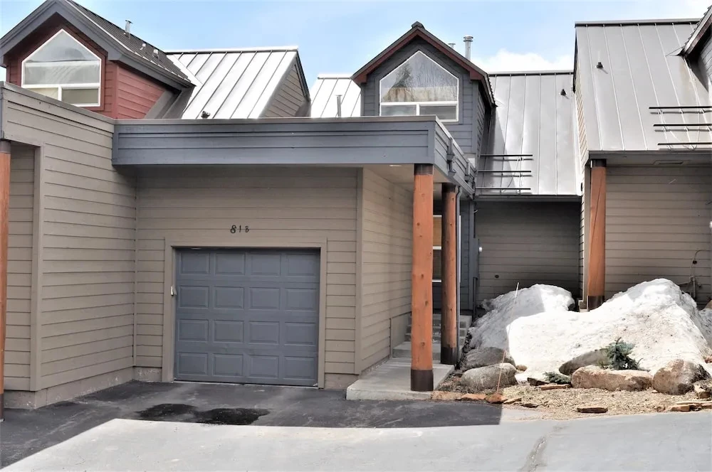 фото Forest Park 3 Bed 4 Bath Townhome