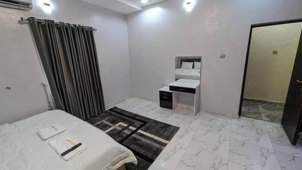 фото Fixxers Luxury Apartments