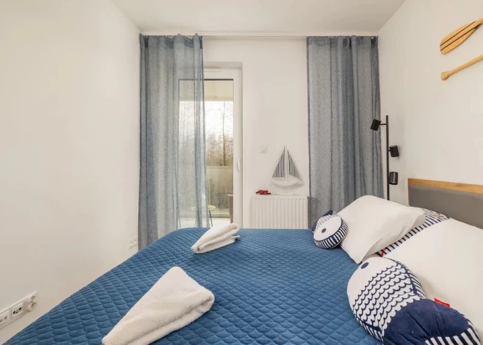 Coast Apartment With Balcony by Renters