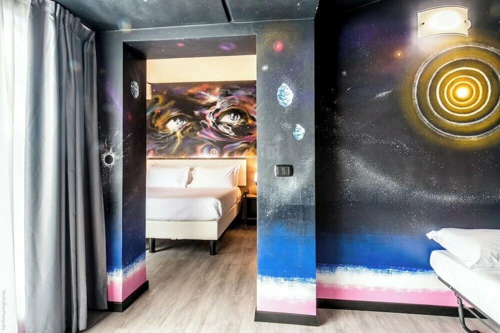 фото Muraless Art Hotel