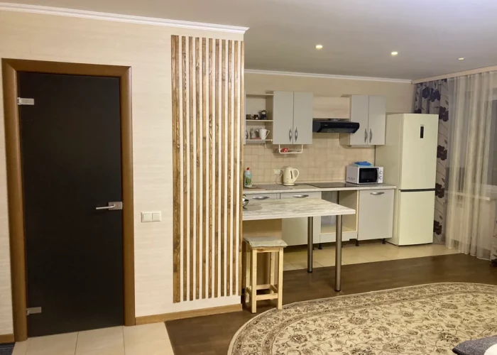 Уютная студия в лесу