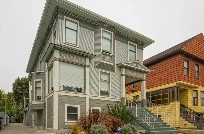 Alameda Island House