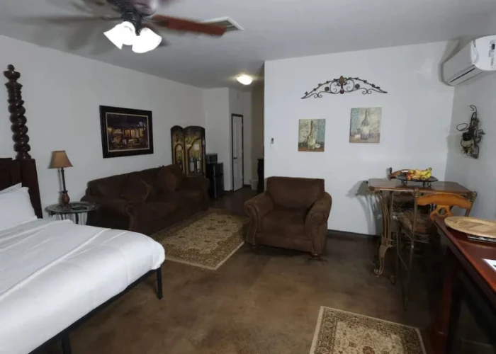 Unit 3 Champagne Terminal Stylish Stay