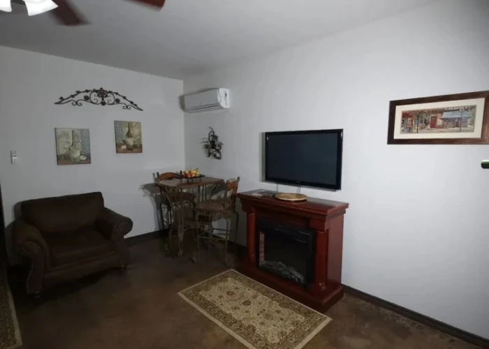 Unit 3 Champagne Terminal Stylish Stay