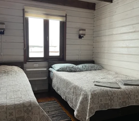 Дом на берегу реки Водла