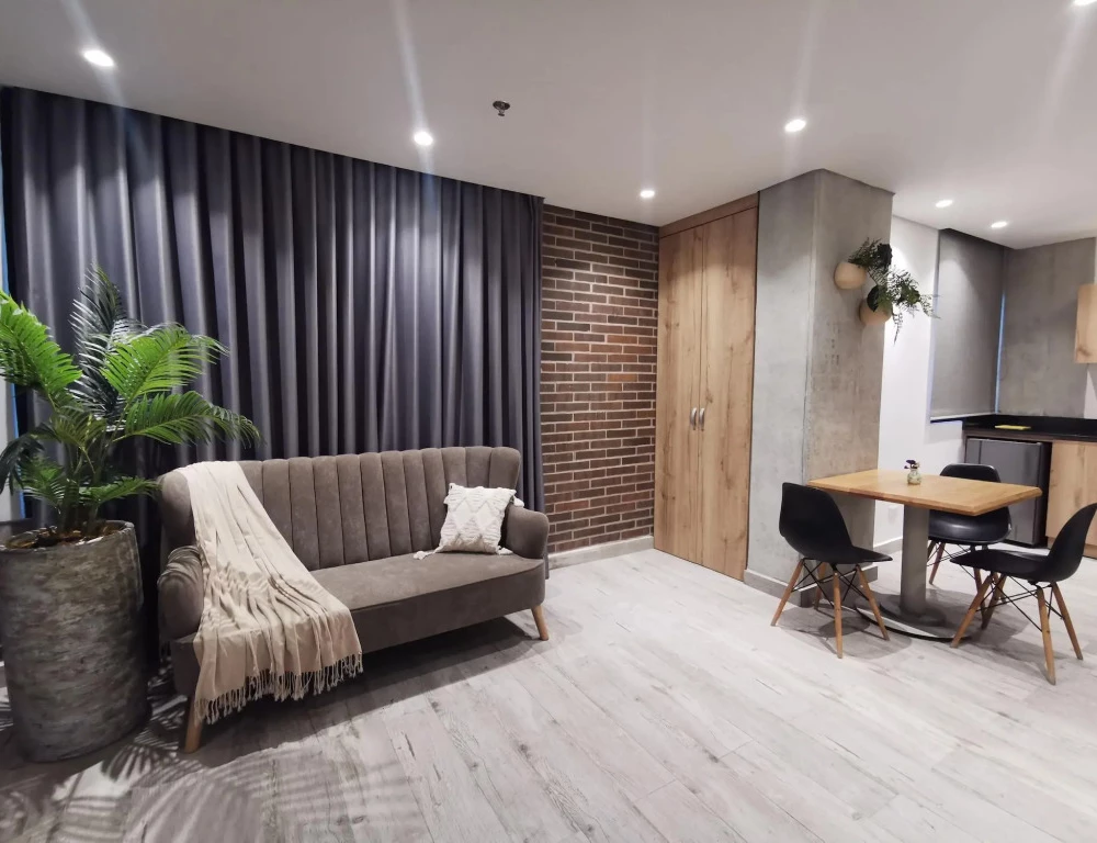 фото Eutopiq Hotel