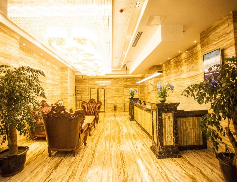 фото Century Royal Hotel Chengdu