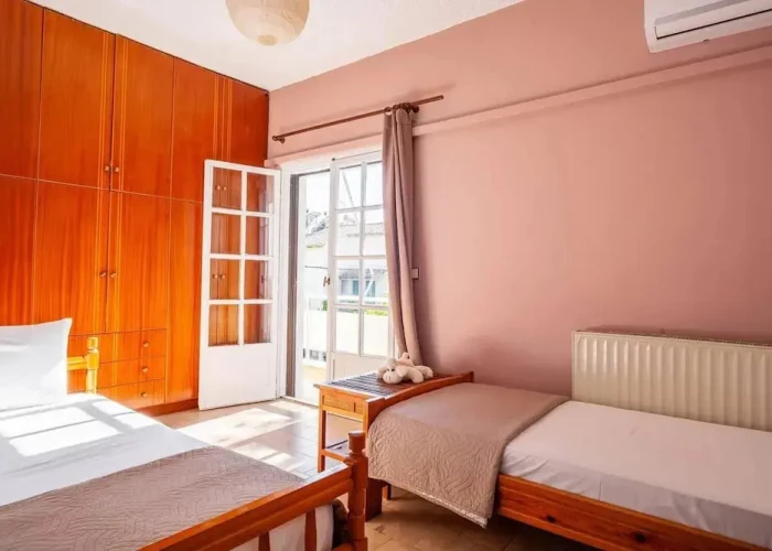 Rena's Hospitality Walk to the Beach 10' to Chania