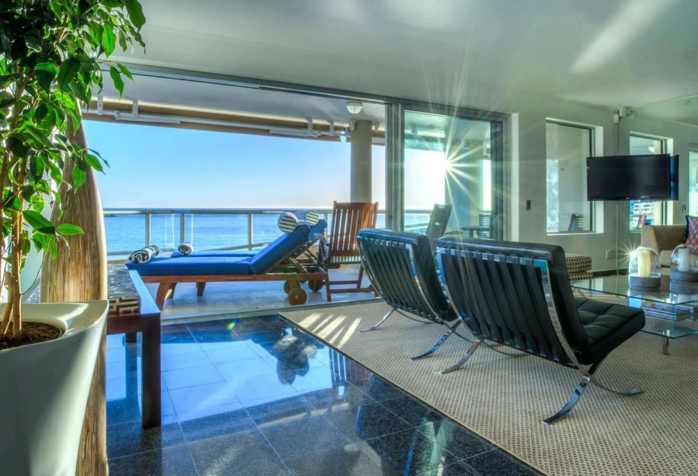 фото Clifton Rocks