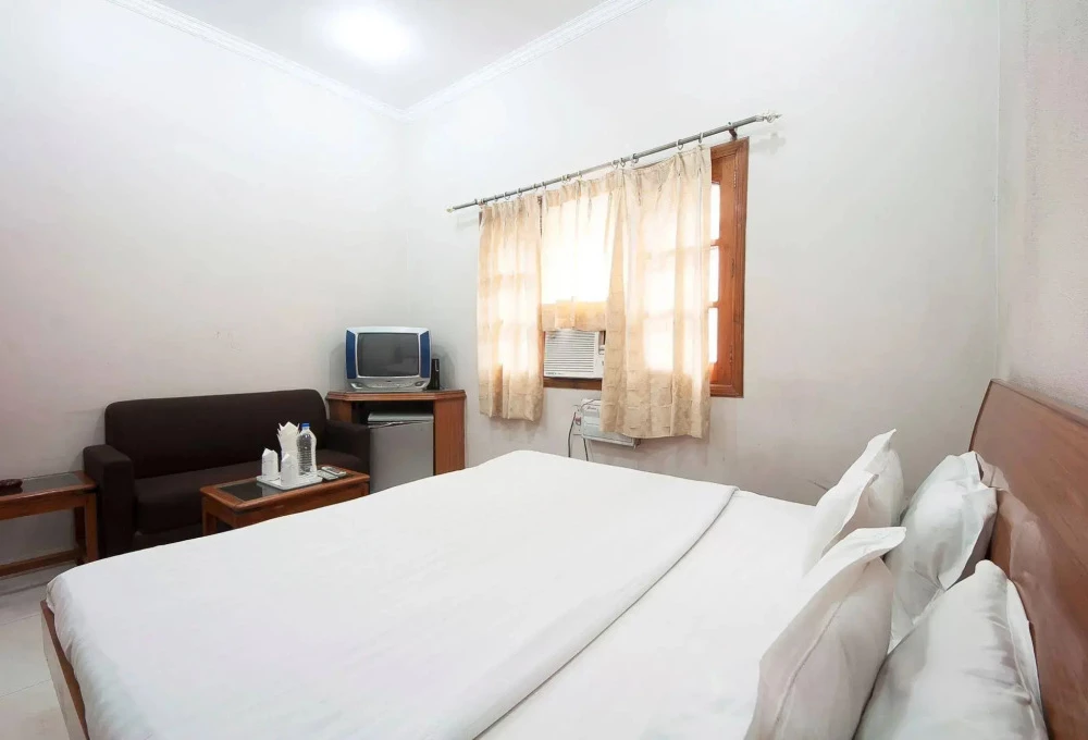 фото Hotel Basera