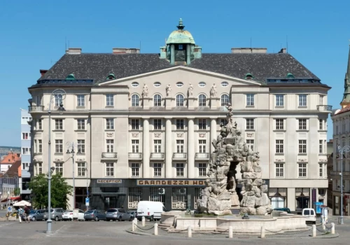 Grandezza Hotel Luxury Palace