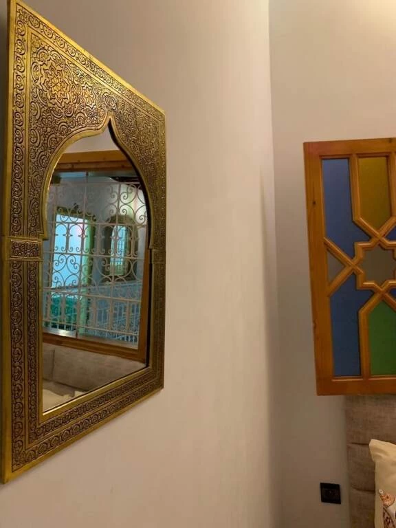 фото Riad Najiba