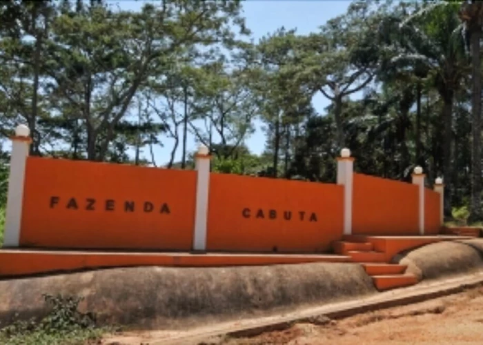 Ritz Fazenda Cabuta