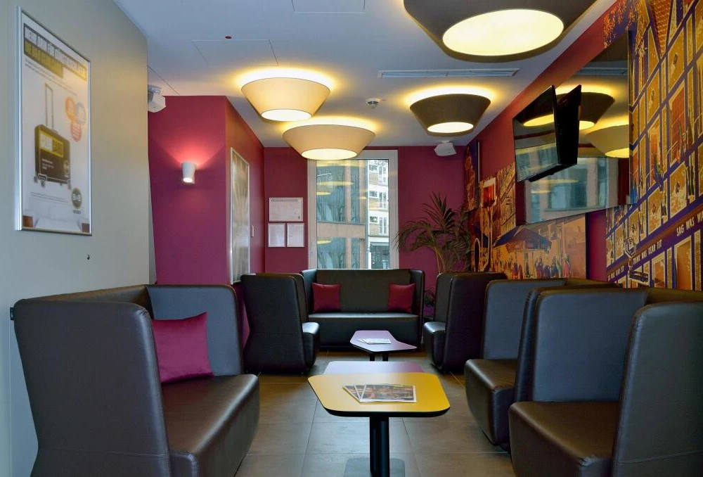 фото B&B Hotel Düsseldorf-City