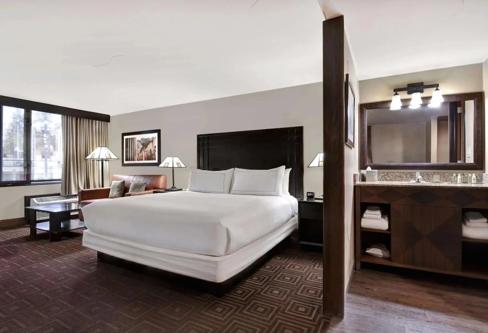 фото DoubleTree by Hilton Phoenix Tempe