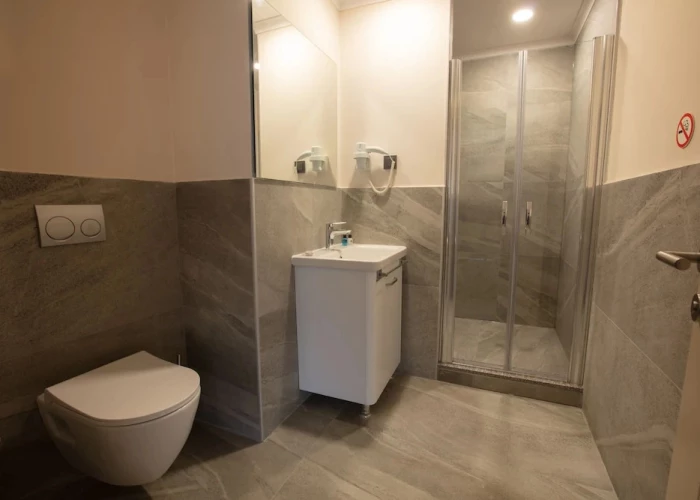 Valent Otel Business