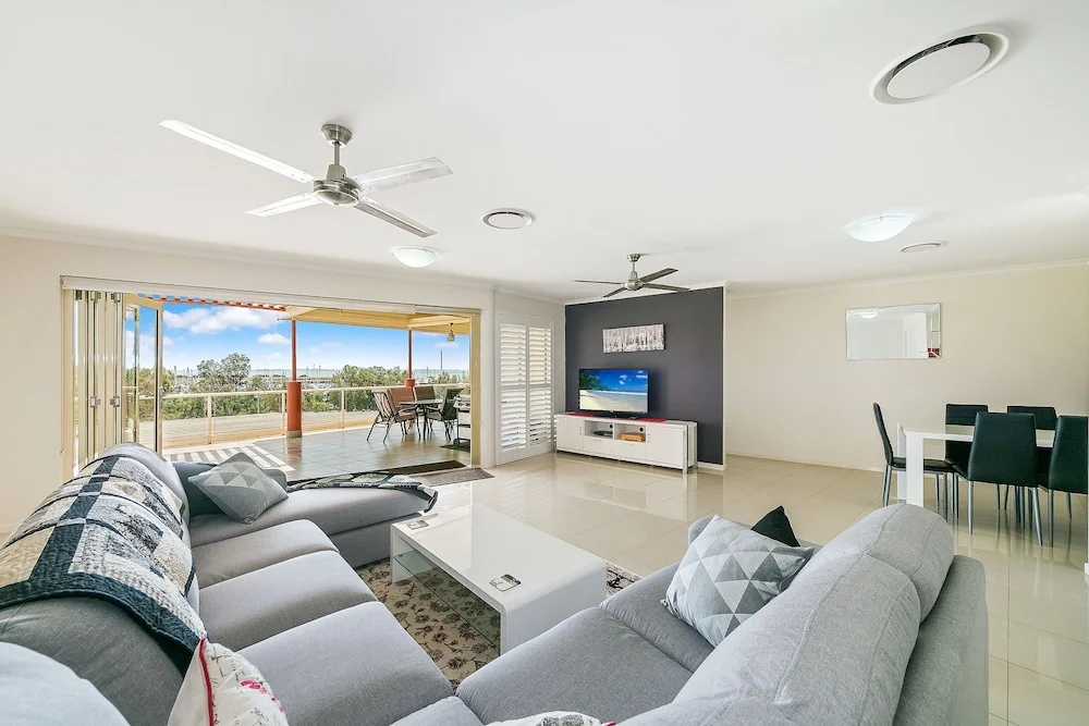 фото Redcliffe Peninsula Penthouse
